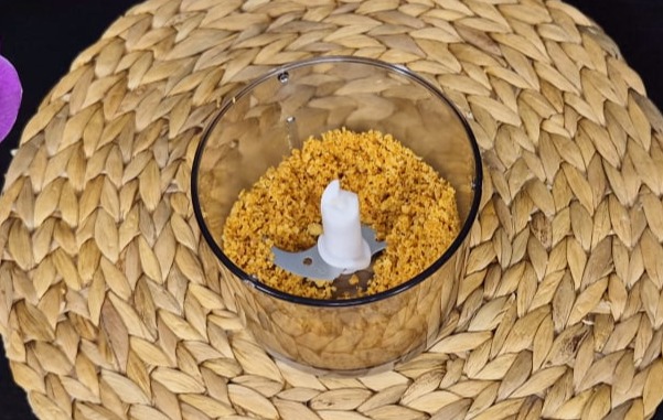 Prepare the Crumb Topping